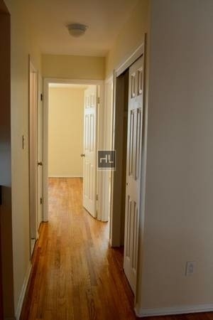 Building Photo - 30th Avenue | Crescent Street | 3/1.5