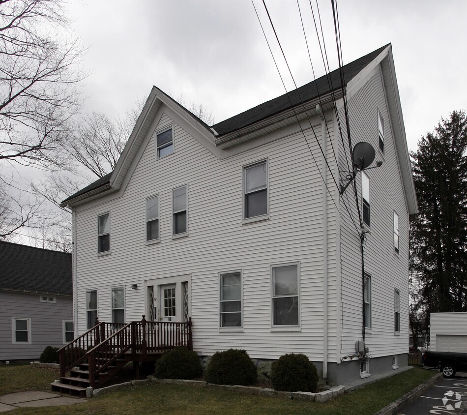 Primary Photo - 98 Warren St