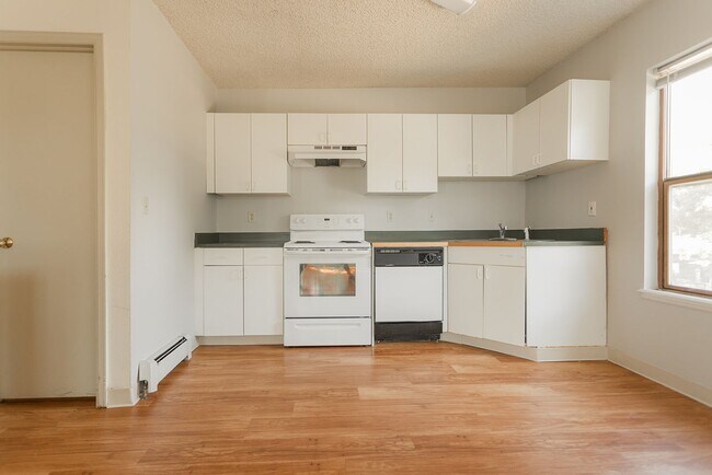 Building Photo - 1631 19th St