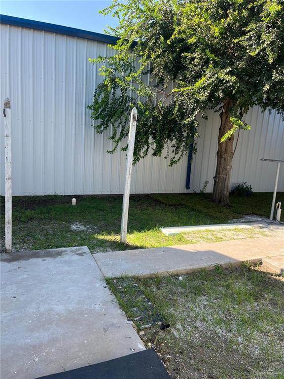 Foto del edificio - 19 Miller Ave