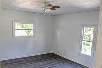 Building Photo - 2157 Bellefontaine St