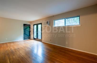 Foto del edificio - 755 St Charles Ave NE