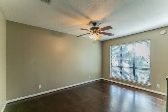 Foto del edificio - 2804 Stewart Dr