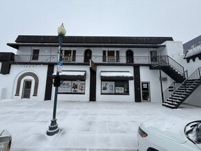 Building Photo - 119-121 W Kemp Ave