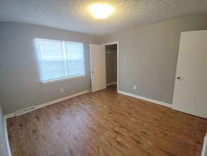 Building Photo - 36 Duiguid Dr