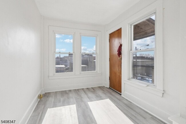 Building Photo - 66 N Washington Ave