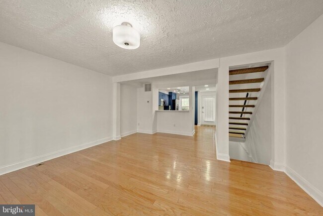Foto del edificio - 1931 Belmont Ridge Ct