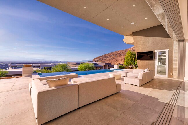 Building Photo - 663 Palisade Rim Dr