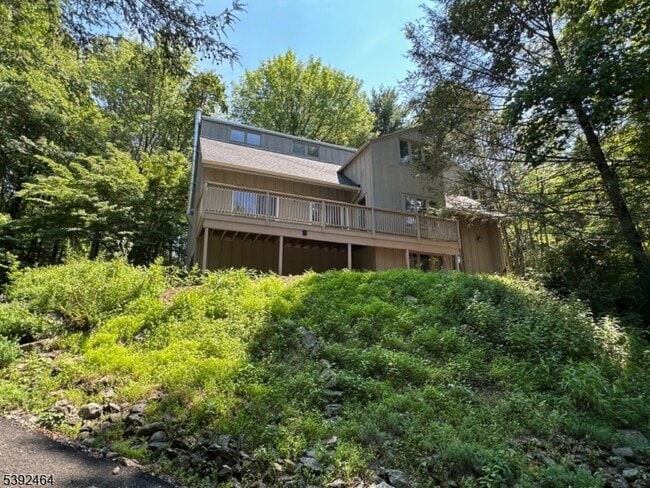 Building Photo - 54 Water St