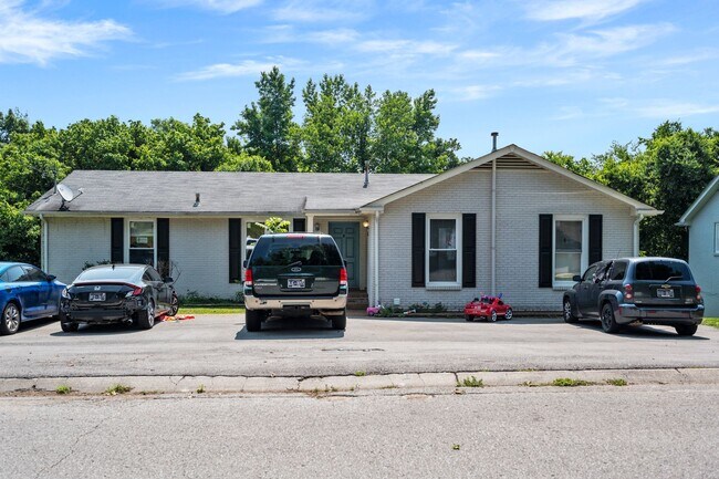 Foto del edificio - 4754 Trenton Dr