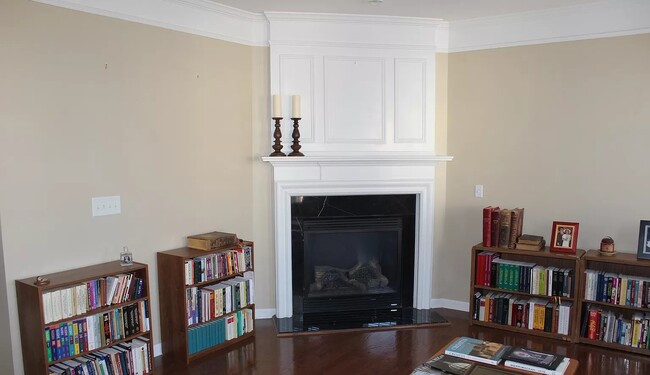 Foto del edificio - 4691 Wehunt Commons Dr