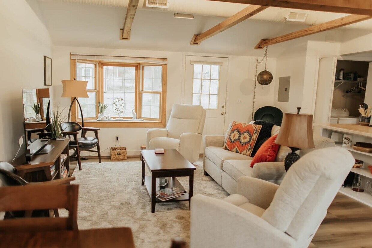 Foto principal - 1109 S Fess Ave