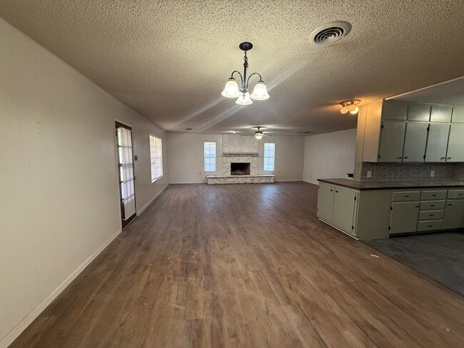 Foto del edificio - 4425 Conley Ave