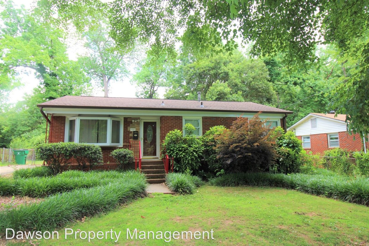 Primary Photo - 3 br, 1.5 bath House - 928 Dudley Drive