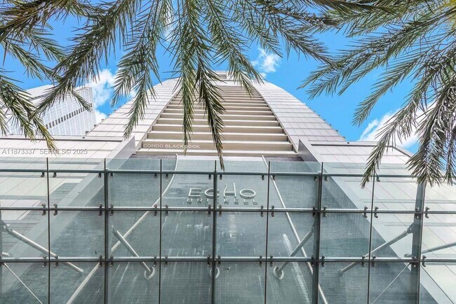 Foto del edificio - 1451 Brickell Ave