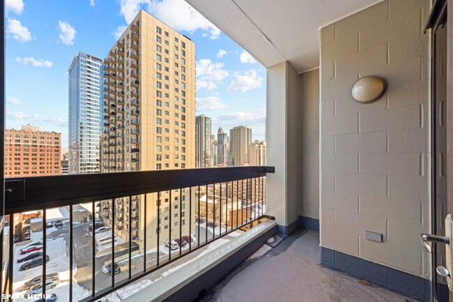 Foto del edificio - 1212 N Wells St
