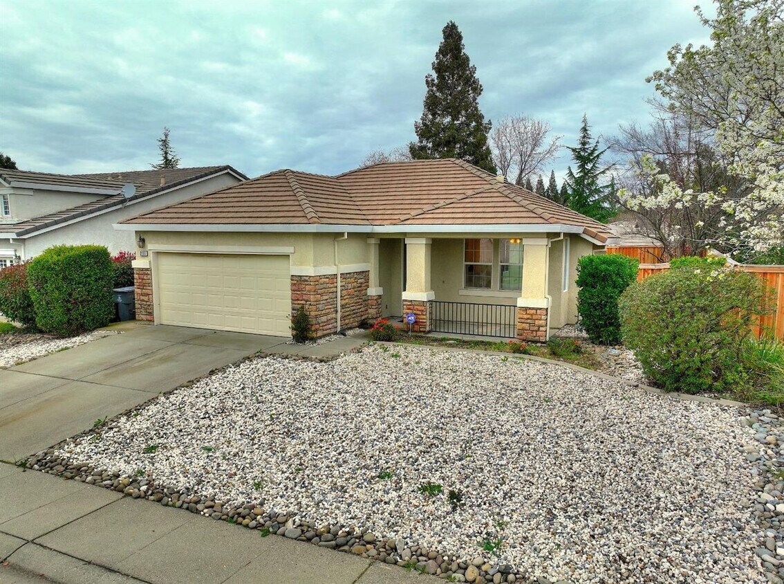 2111 Macaw Ln, Rocklin, CA 95765 House Rental in Rocklin, CA