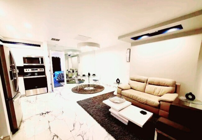 Building Photo - 474 S Calle Encilia