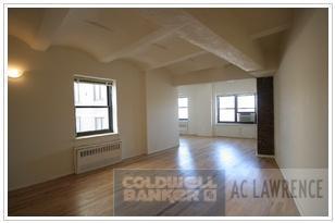 Foto del edificio - 277 W 10th St
