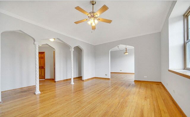 Building Photo - 10913 S Longwood Dr