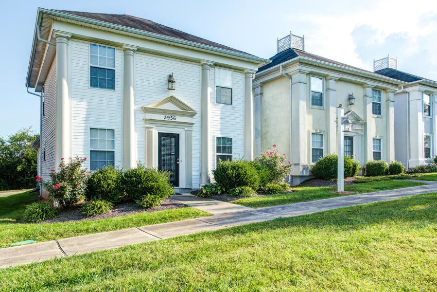 Foto principal - 3956 Archibald Way