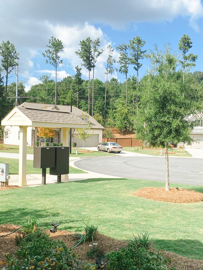 Building Photo - 5745 Pickens Garden Ln