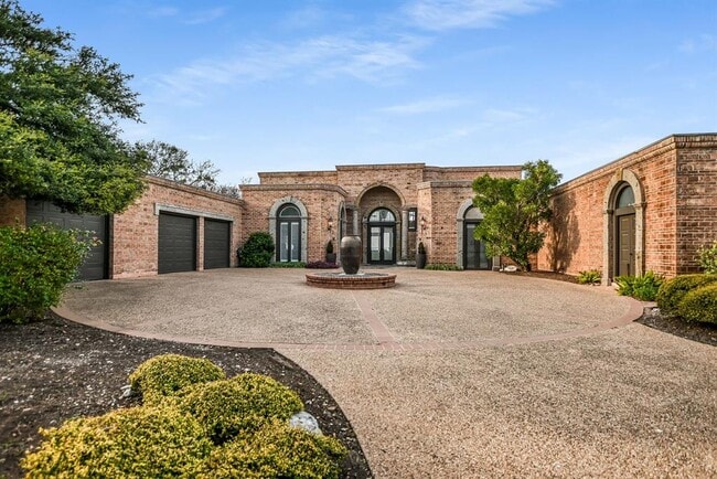 Building Photo - 78 Pascal Ln