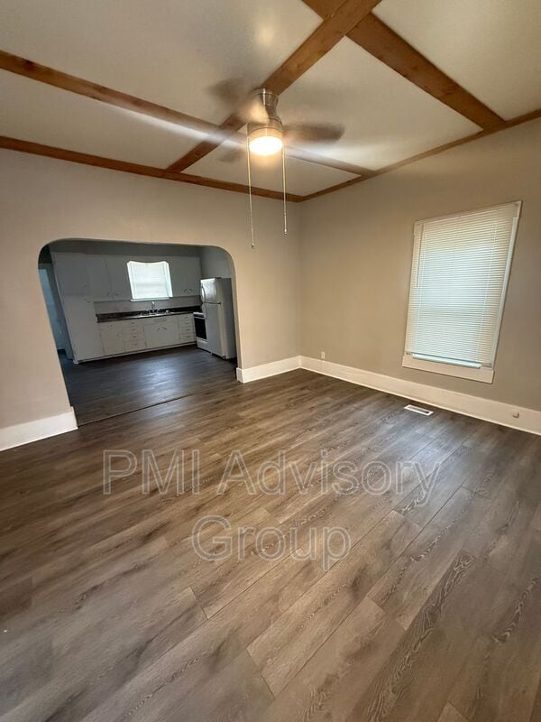 Building Photo - 622 Navarre St