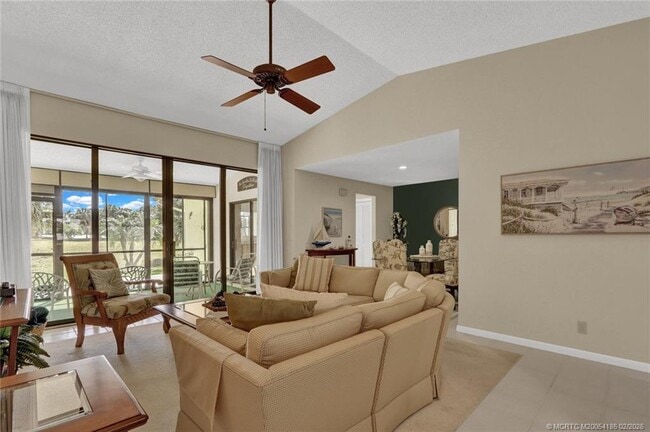 Foto del edificio - 4004 SW Osprey Creek Way