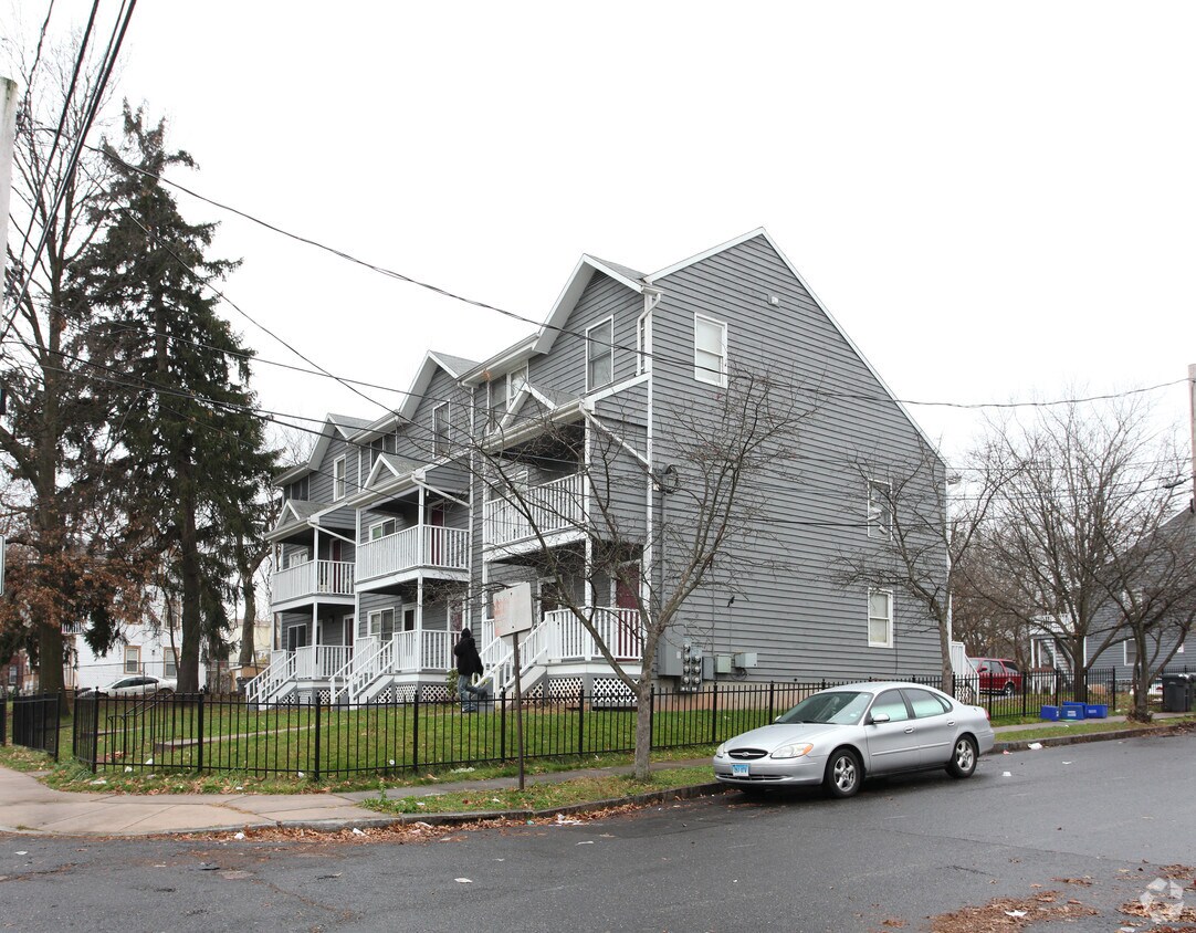 Primary Photo - 1-5 Clay St