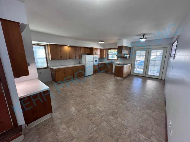 Building Photo - Charming 3-Bedroom Retreat in Portland wit...