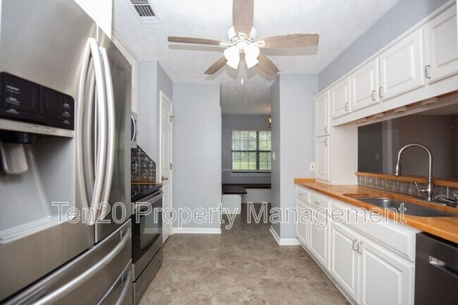 Foto del edificio - 11406 Mehaffey Rd