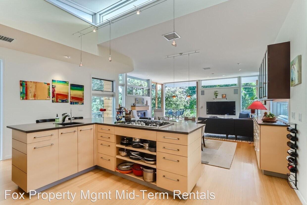 Foto principal - 3 br, 2.5 bath House - 2750 7th St