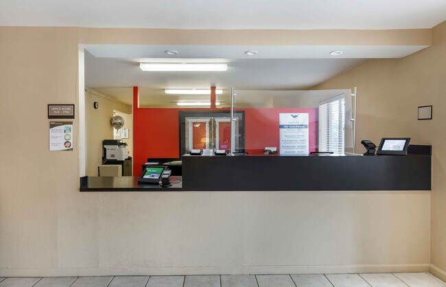 Foto del edificio - Furnished Studio-Cleveland - Great Northern Mall