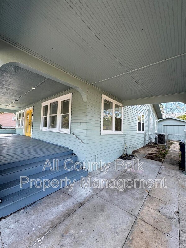 Foto del edificio - 724 Euclid Ave