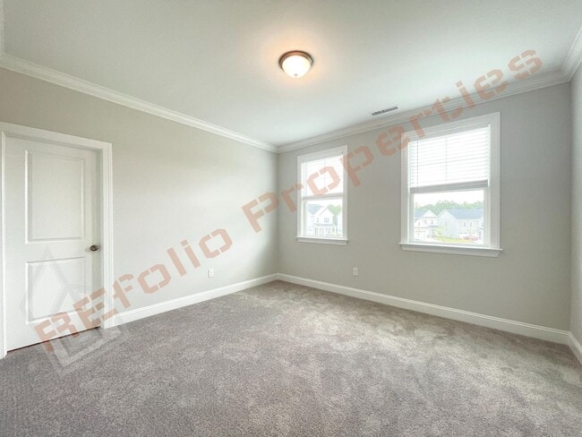 Foto del edificio - 105 Moraine Ct