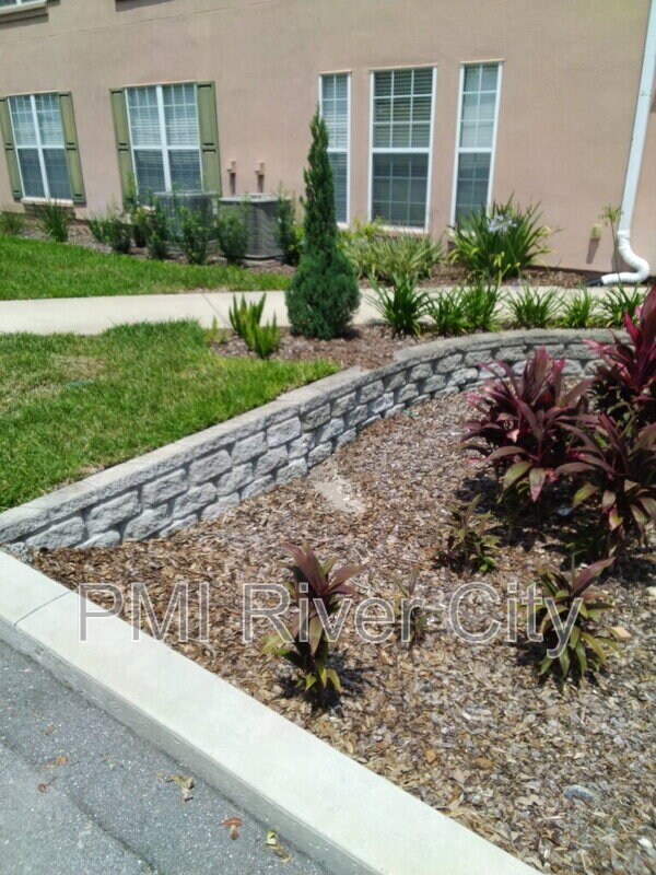 Building Photo - 175 Jardin De Mer Pl