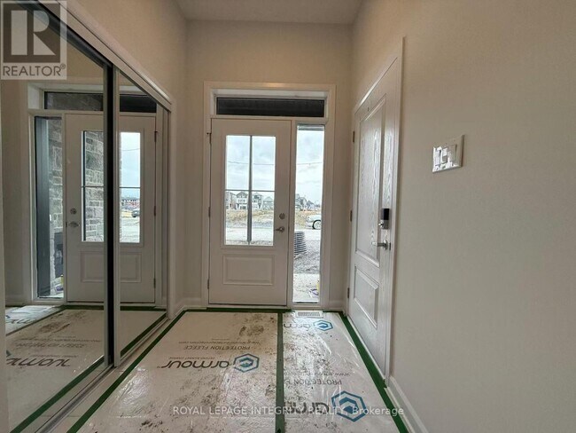 Photo du bâtiment - 504 Ingenuity Row