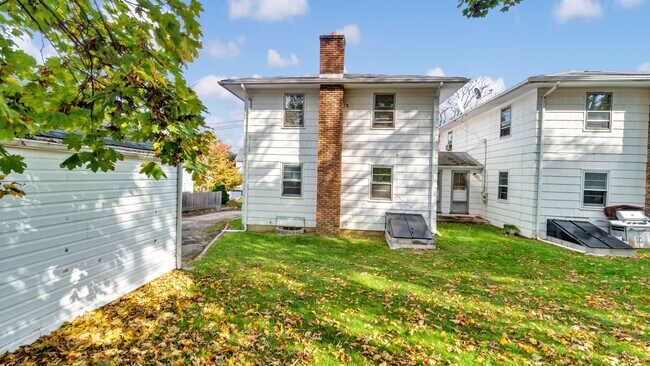 Building Photo - 34 N Maryland Ave