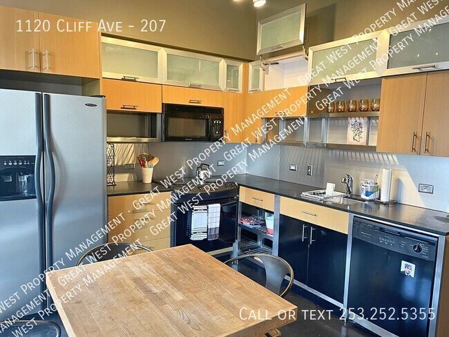 Foto del edificio - 1120 E Cliff Ave