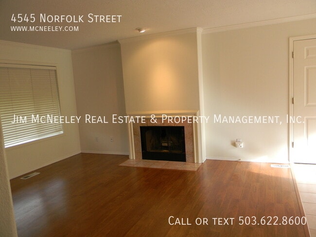 Building Photo - 4545 Norfolk St