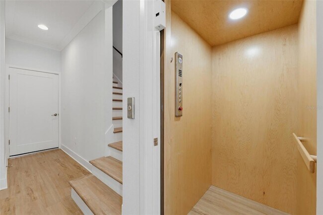 Foto del edificio - 946 Highland Ave