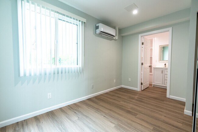 Foto del interior - 5235 Kester Ave