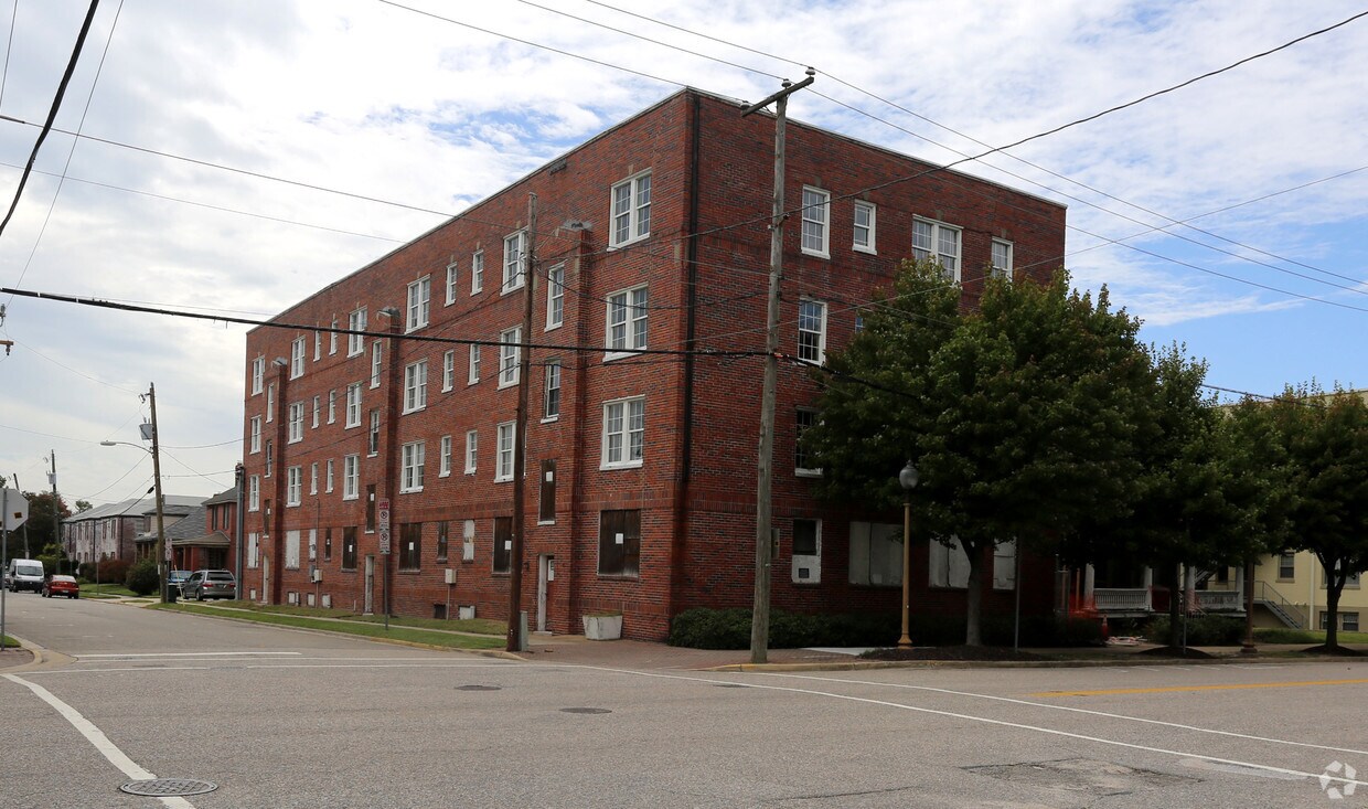 Building Photo - 99 30th St