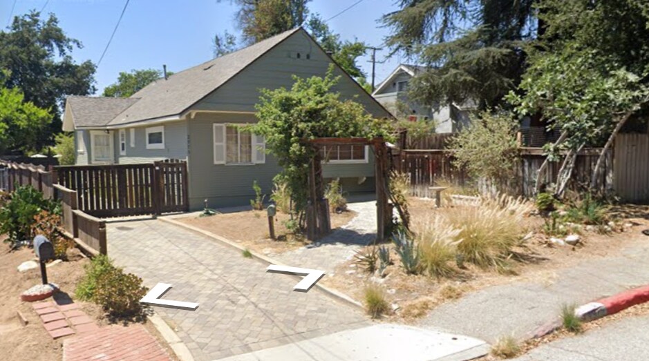 2975 Fair Oaks Ave, Altadena, CA 91001 House Rental in Altadena, CA