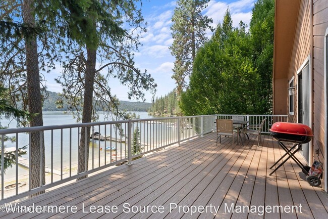 Foto del edificio - 4 br, 2.5 bath House - 12911 N North Park St