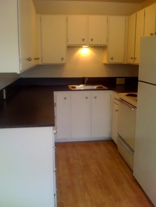 Foto del edificio - Raphael Court - 1 bedroom