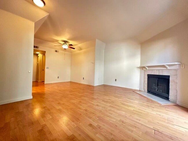Foto del edificio - 2 BEDROOM HOME FOR LEASING IN Diamond Bar