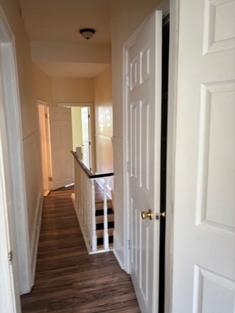 Building Photo - 3050 N Sydenham St