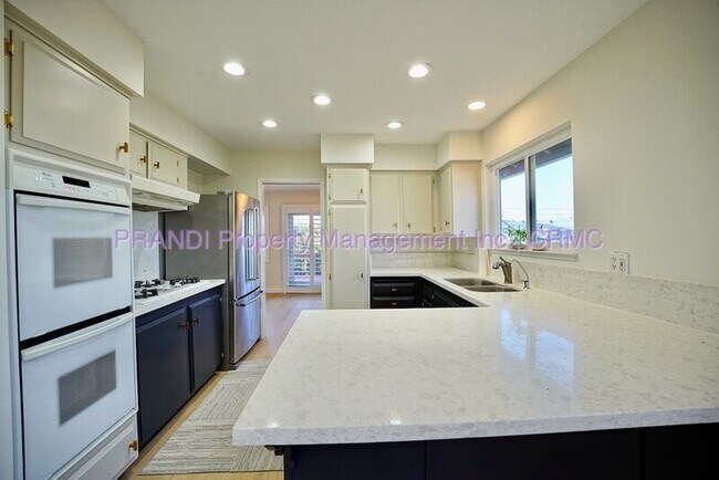 Building Photo - 110 Kaden Dr